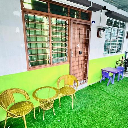 Malacca Idris Homestay מראה חיצוני תמונה